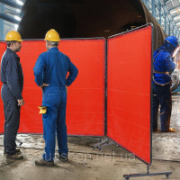 Vevor 314521 3-панельна зварювальна завіса 1,8 х 1,8 м Зварювальна захисна завіса з вогнестійкого вінілу Зварювальна захисна Vevor 314521 3-панельна зварювальна завіса 1,8 х 1,8 м Зварювальна захисна завіса з вогнестійкого вінілу Зварювальна захисна